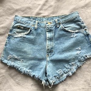 Wrangler cut off shorts